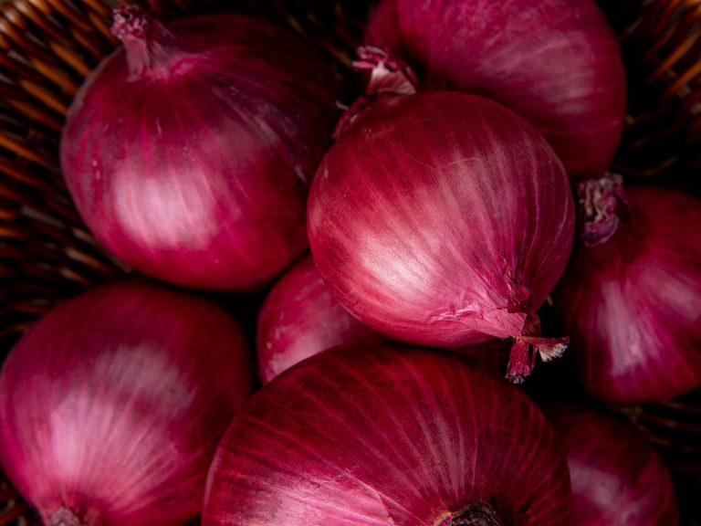 Does Onion Juice Work For Hair Loss?